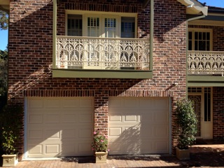 st-ives-panelift-garage-doors-photo1